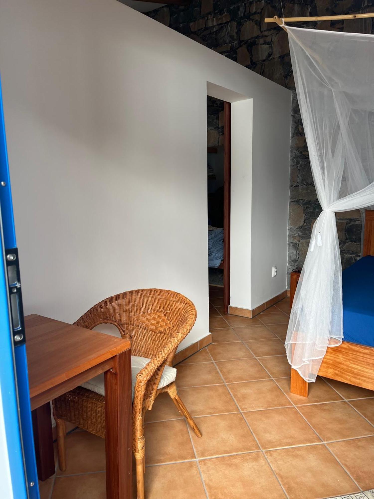 Bed and Breakfast Casa Saude Seladinha Экстерьер фото