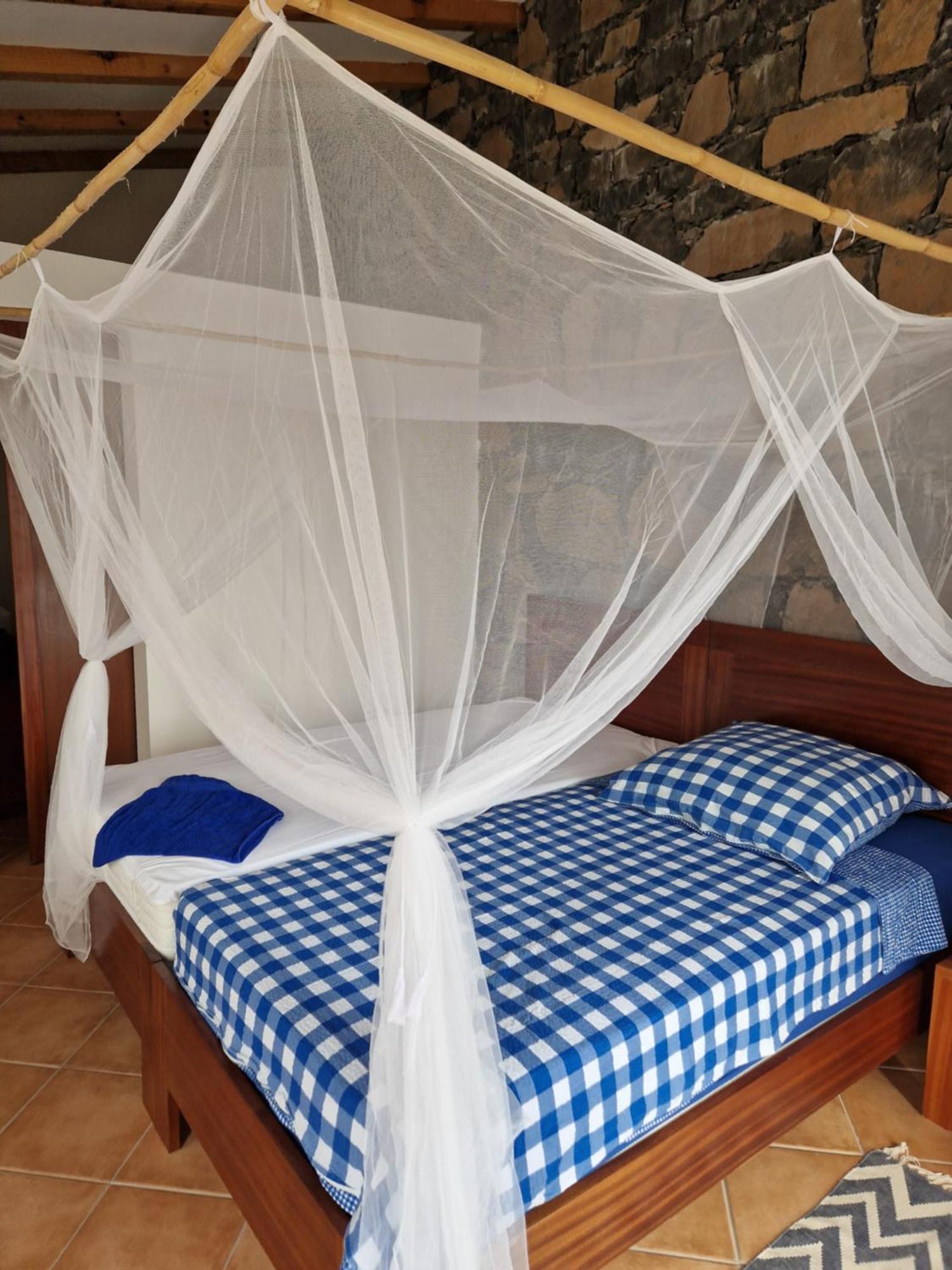 Bed and Breakfast Casa Saude Seladinha Экстерьер фото