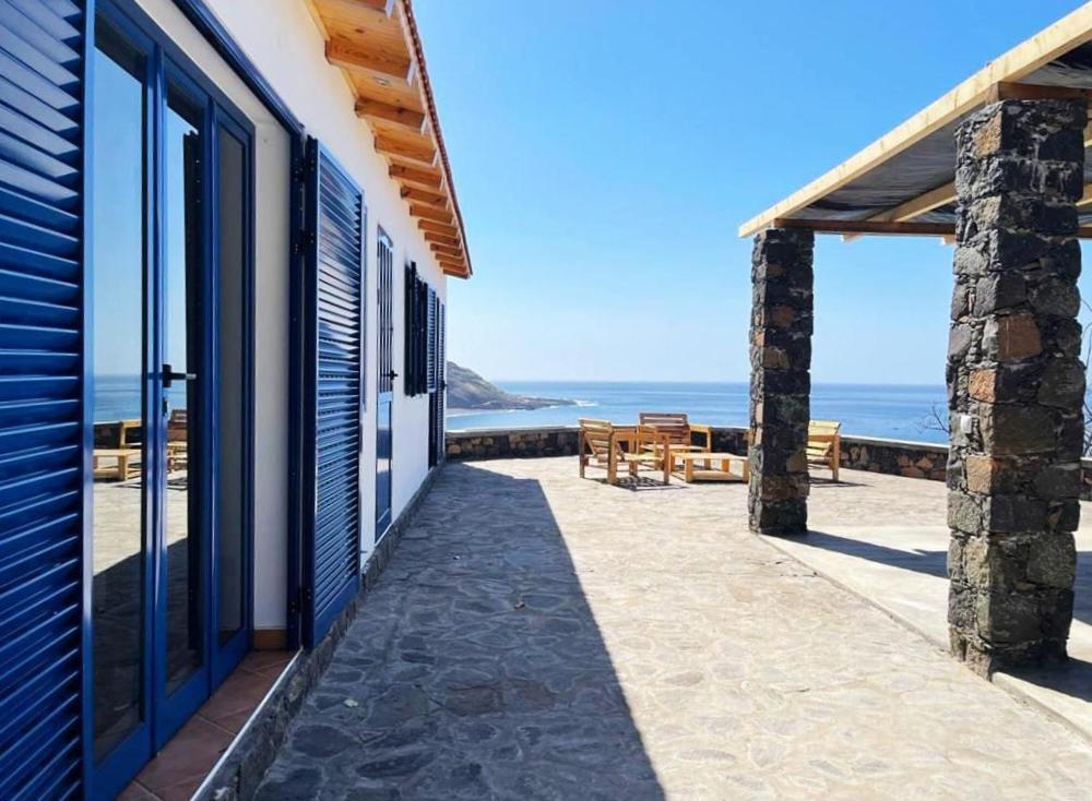 Bed and Breakfast Casa Saude Seladinha Экстерьер фото